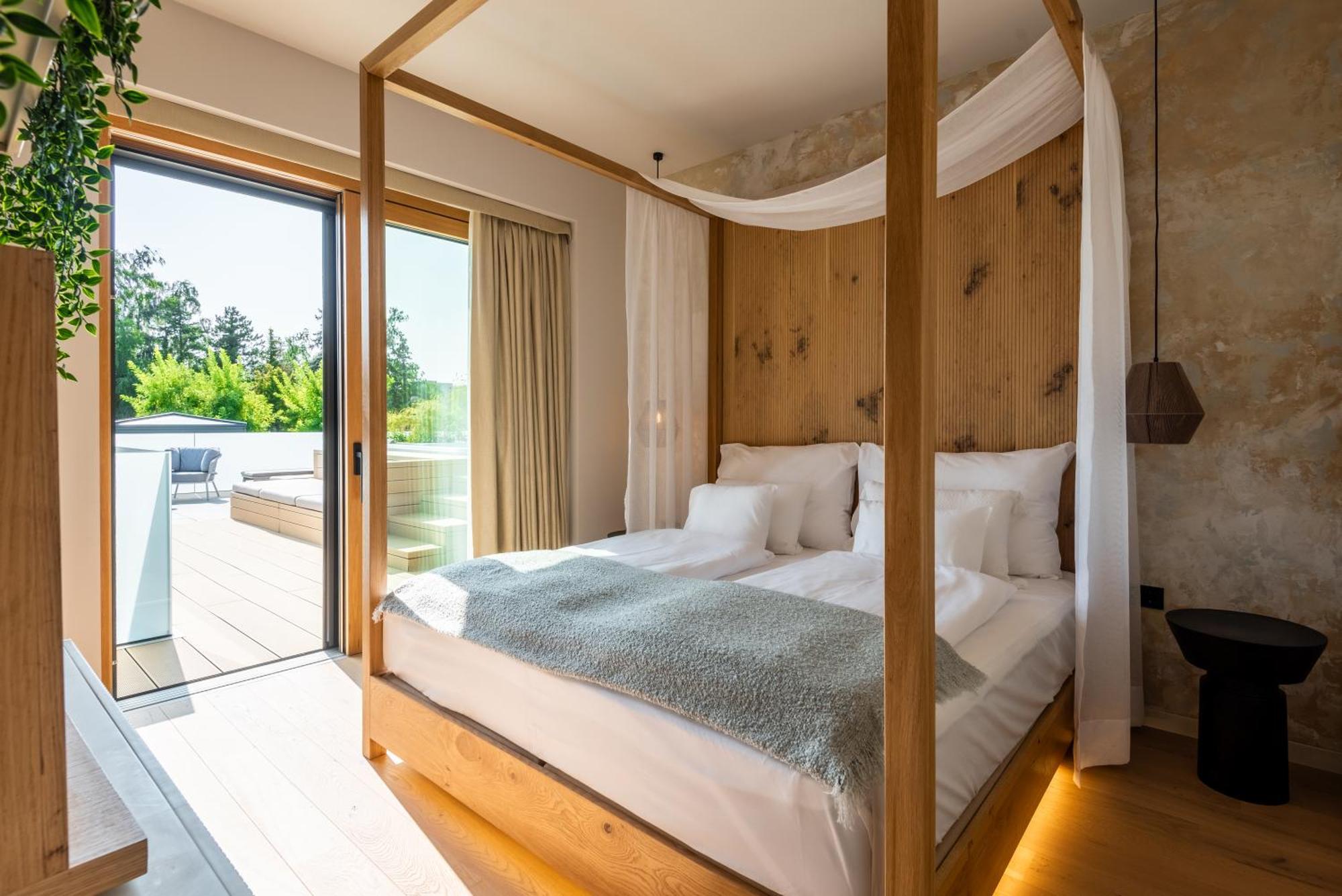 Reed Luxury Hotel By Balaton Siofok Exterior photo